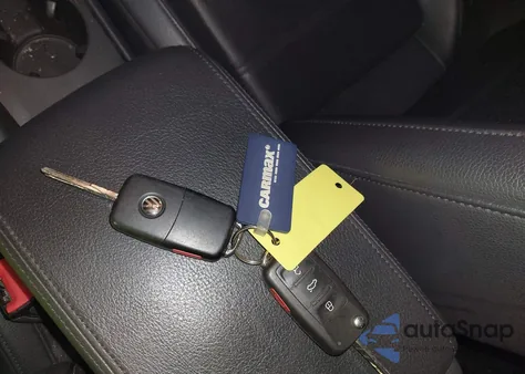 2015 Volkswagen Passat 1.8T Limited Edition z USA, uszkodzony, nr VIN 1VWAT7A38FC111624